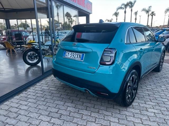 Fiat 600 Hybrid DCT MHEV La Prima