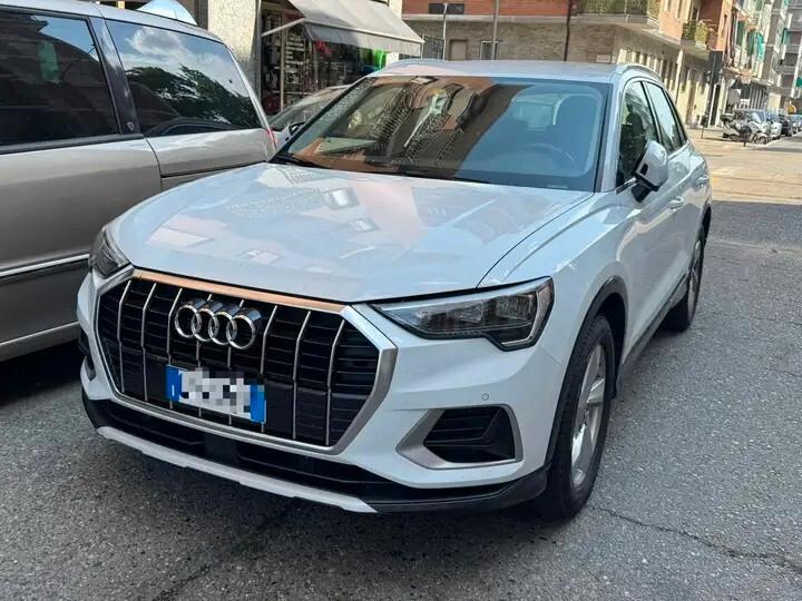 Audi Q3 35 TDI S tronic Business Advanced