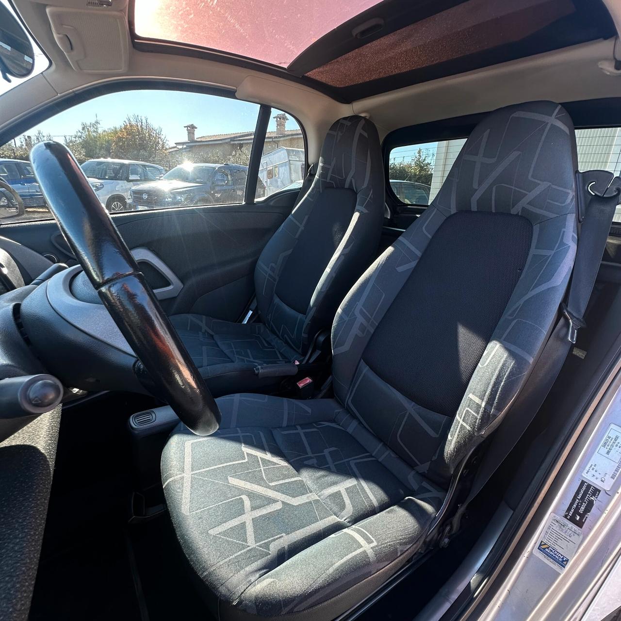 Smart ForTwo 1000 52 kW coupé limited two