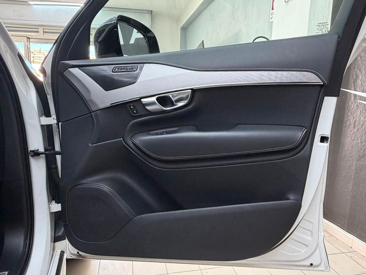 Volvo XC 90 XC90 B5 (d) AWD Geartronic R-design