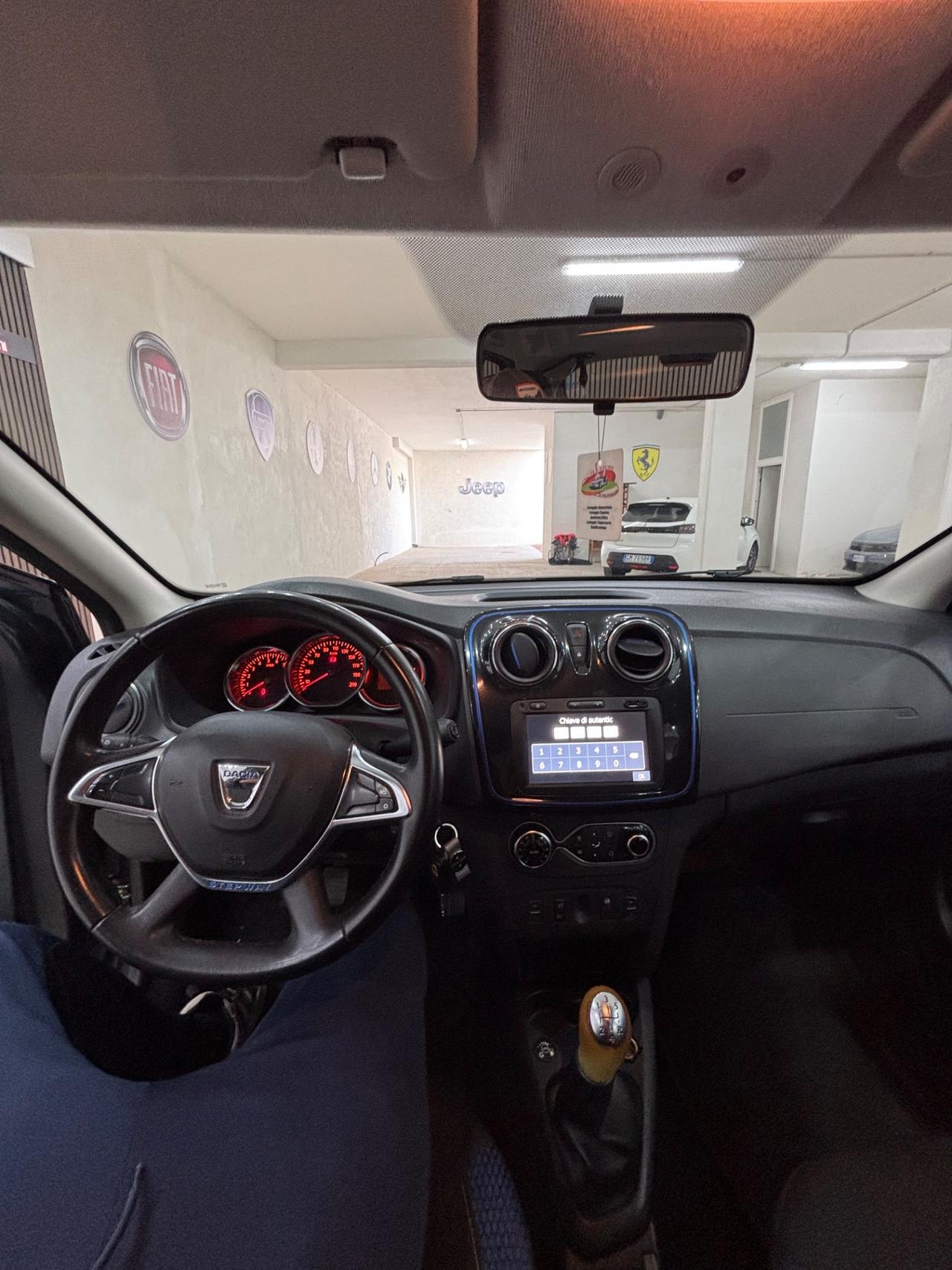 Dacia Sandero Stepway 1.0 TCe 100CV ECO-G 15th Anniversary