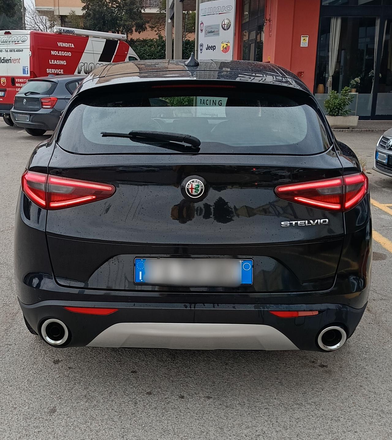 Alfa Romeo Stelvio 2.2 Turbodiesel 180 CV AT8 RWD Super