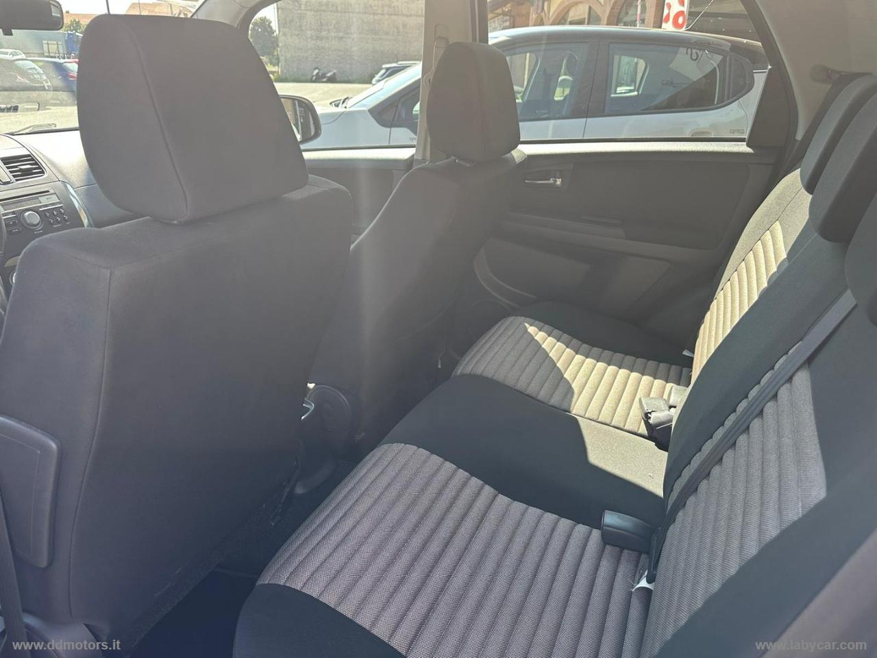 FIAT Sedici 1.6 4x4 Dynamic 4X4