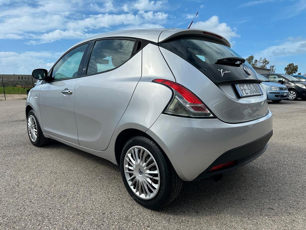 Lancia Ypsilon 1.3 MJT