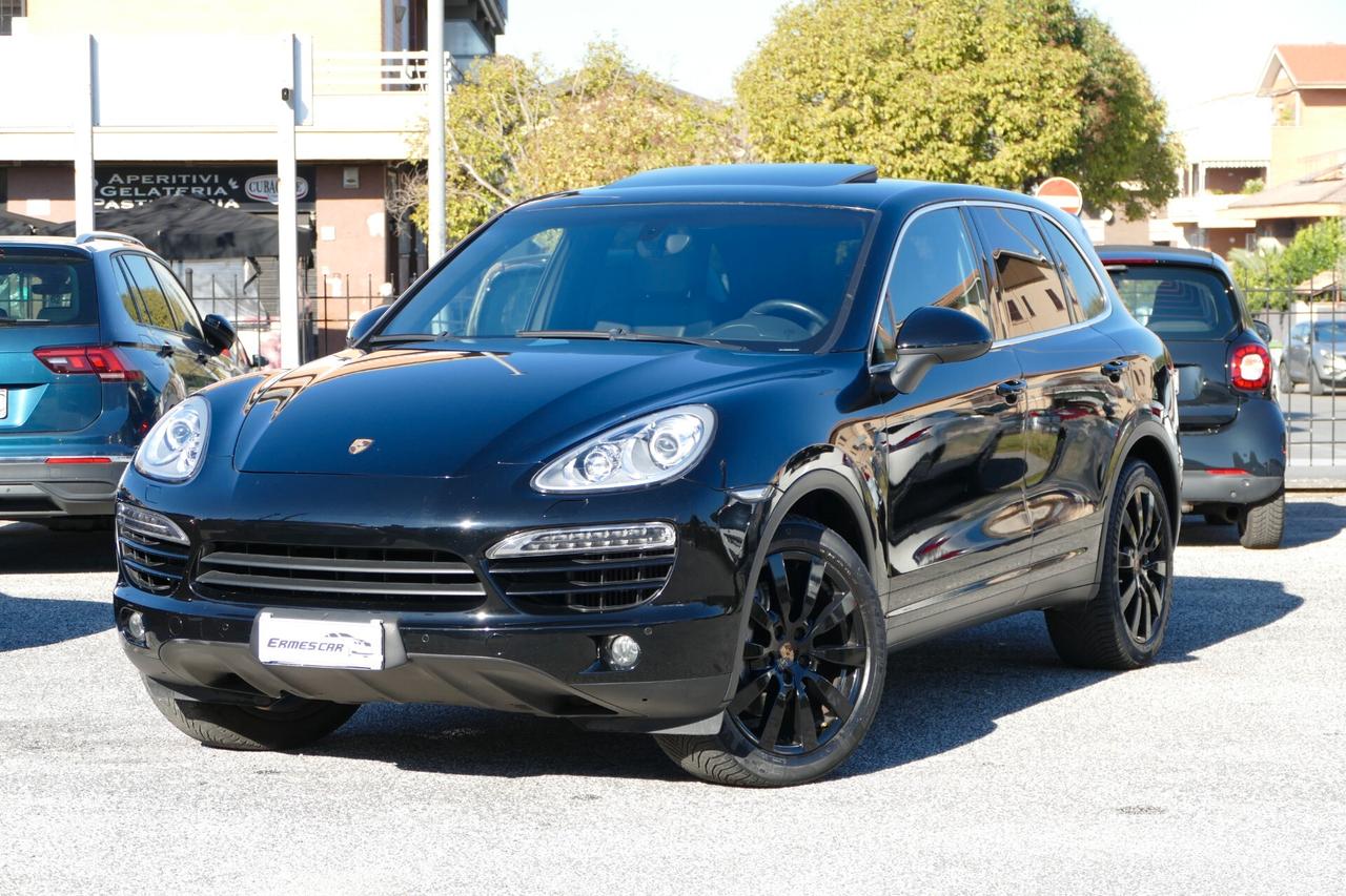 Porsche Cayenne 3.0 PANO KAMERA PELLE *20*