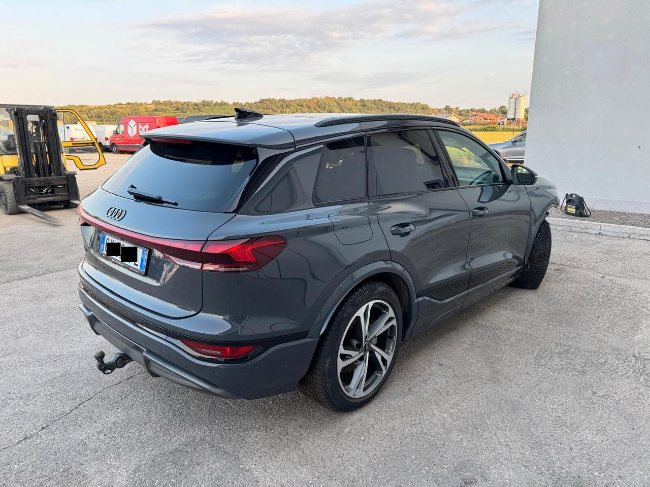 Audi Q6 e-tron S line quattro 387cv INCIDENTATA GANCIO TRAINO