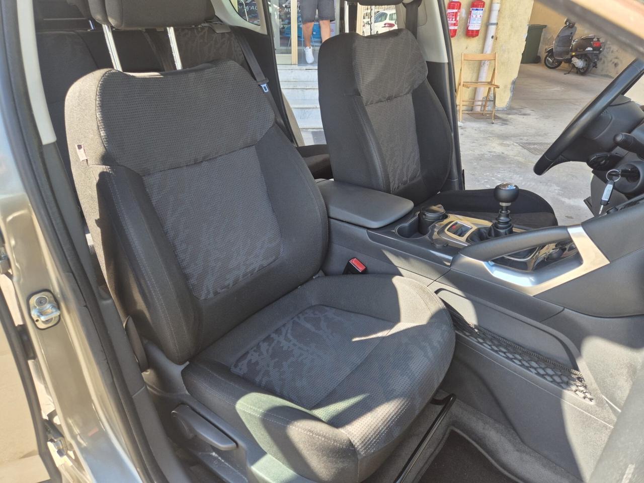 Peugeot 3008 1.6 HDi 110CV Tecno