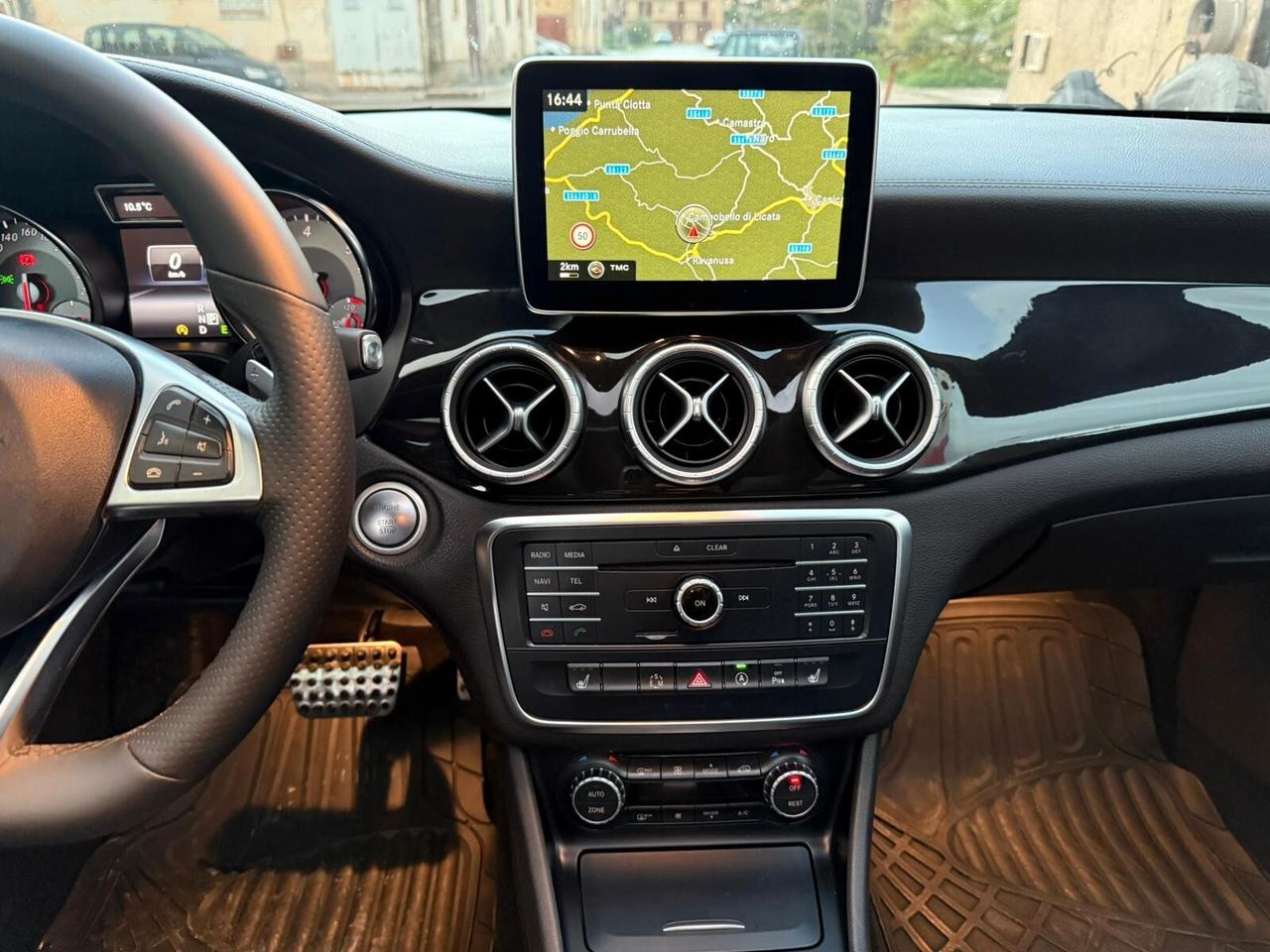 Mercedes-benz CLA 220 d Automatic Premium