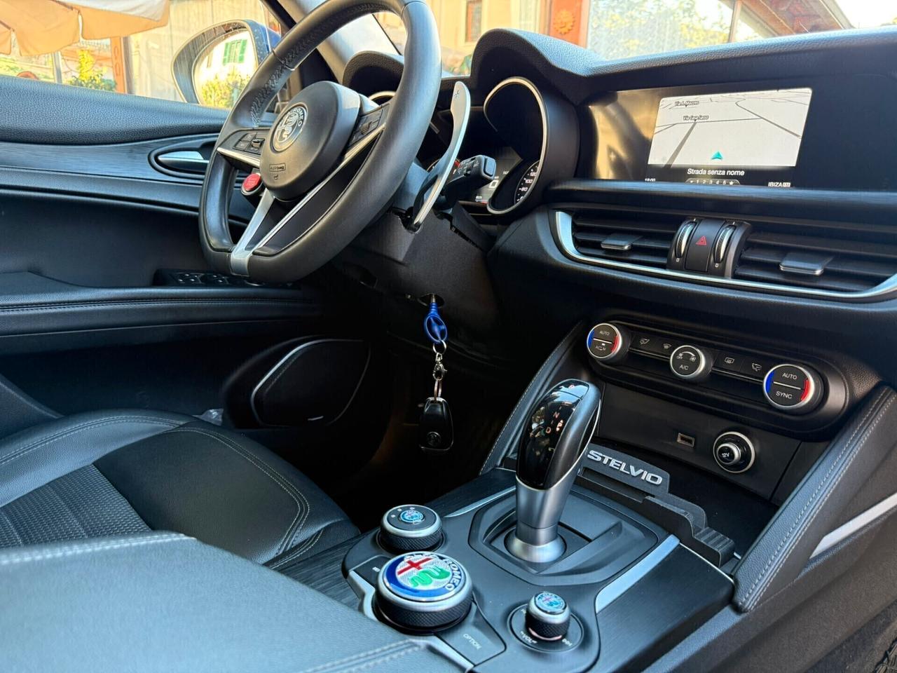 Alfa Romeo Stelvio 2.2 TD 180CV AT8 Q4 Business