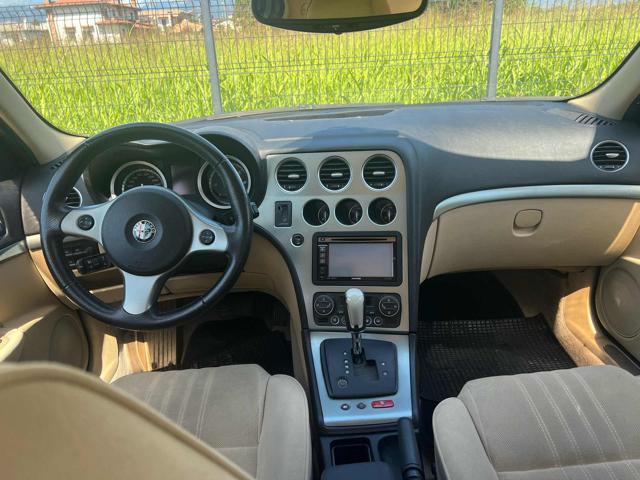 ALFA ROMEO 159 144,272km 1.9 JTDm 150CV Distinctive Q-Tronic