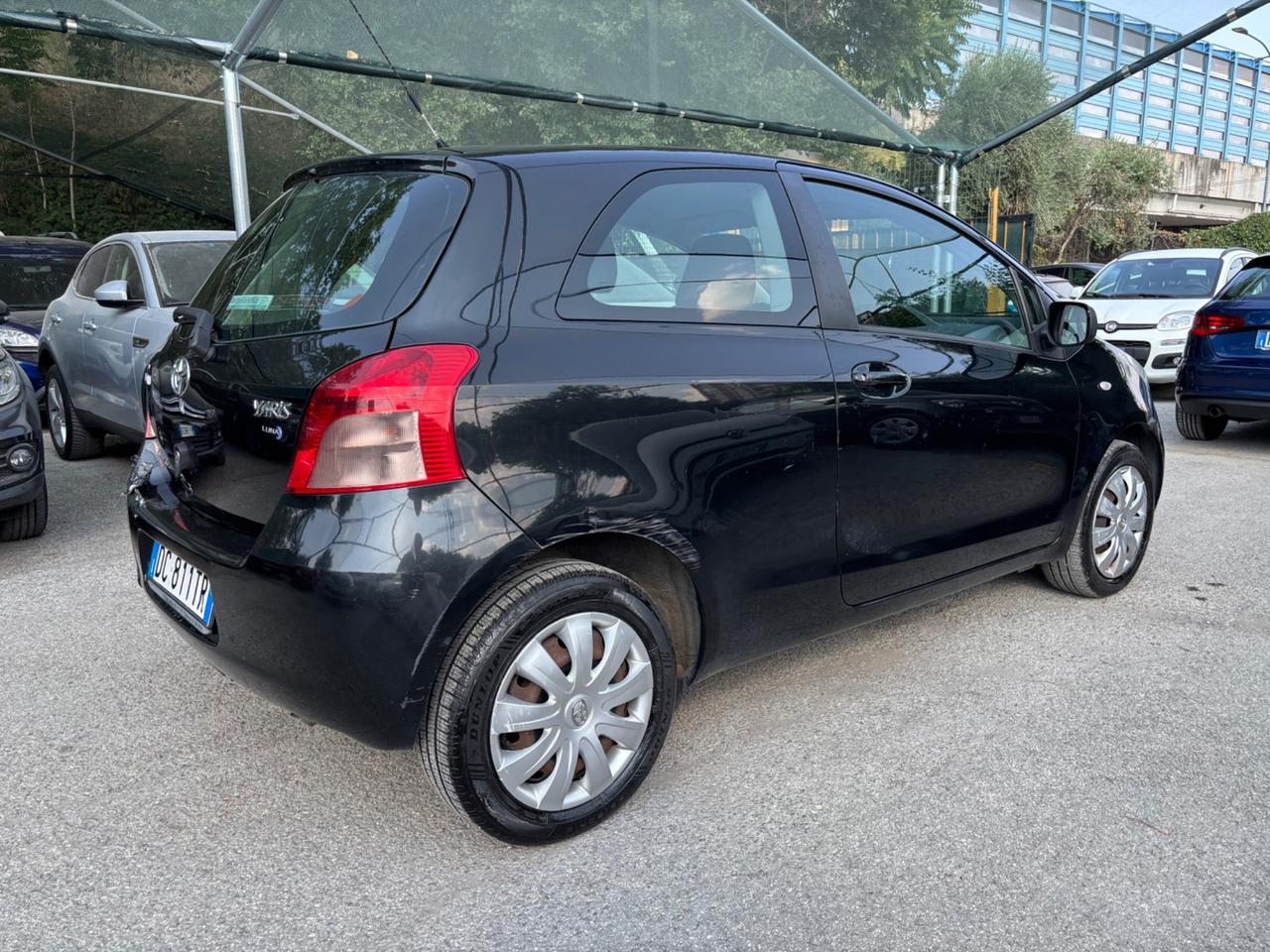 Toyota Yaris 1.3 - 3 porte Luna OK NEOPATENTATI