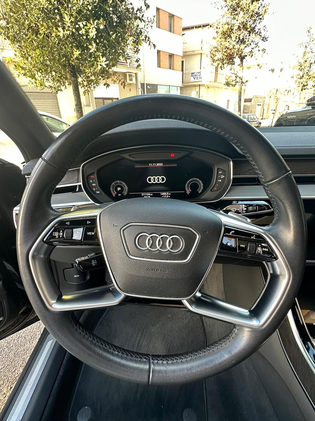 Audi A8 50 TDI 3.0 quattro tiptronic