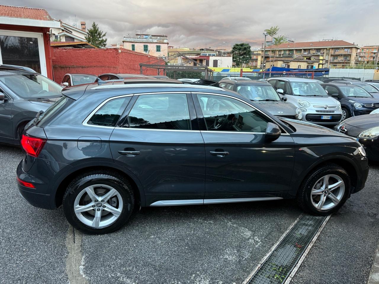 Q5 2.0 TDI 190 CV quattro/80 mila km/s-line/rate/permute