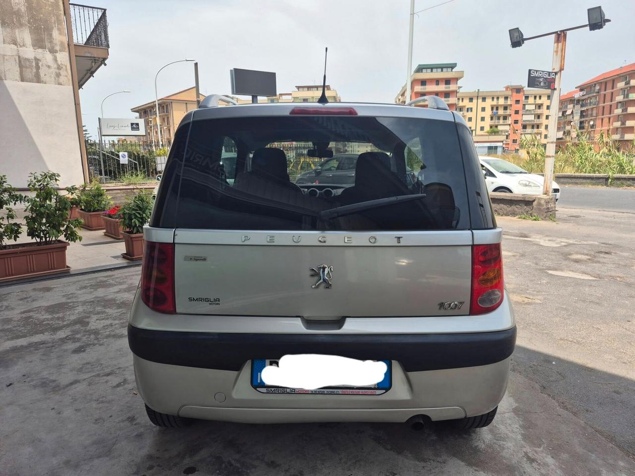 Peugeot 1007 1.4 HDi 68 CV OK NEOP.