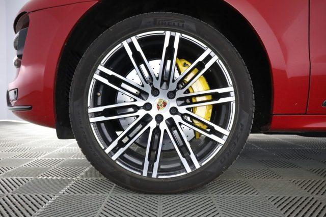 PORSCHE Macan Macan 3.6 Turbo Performance