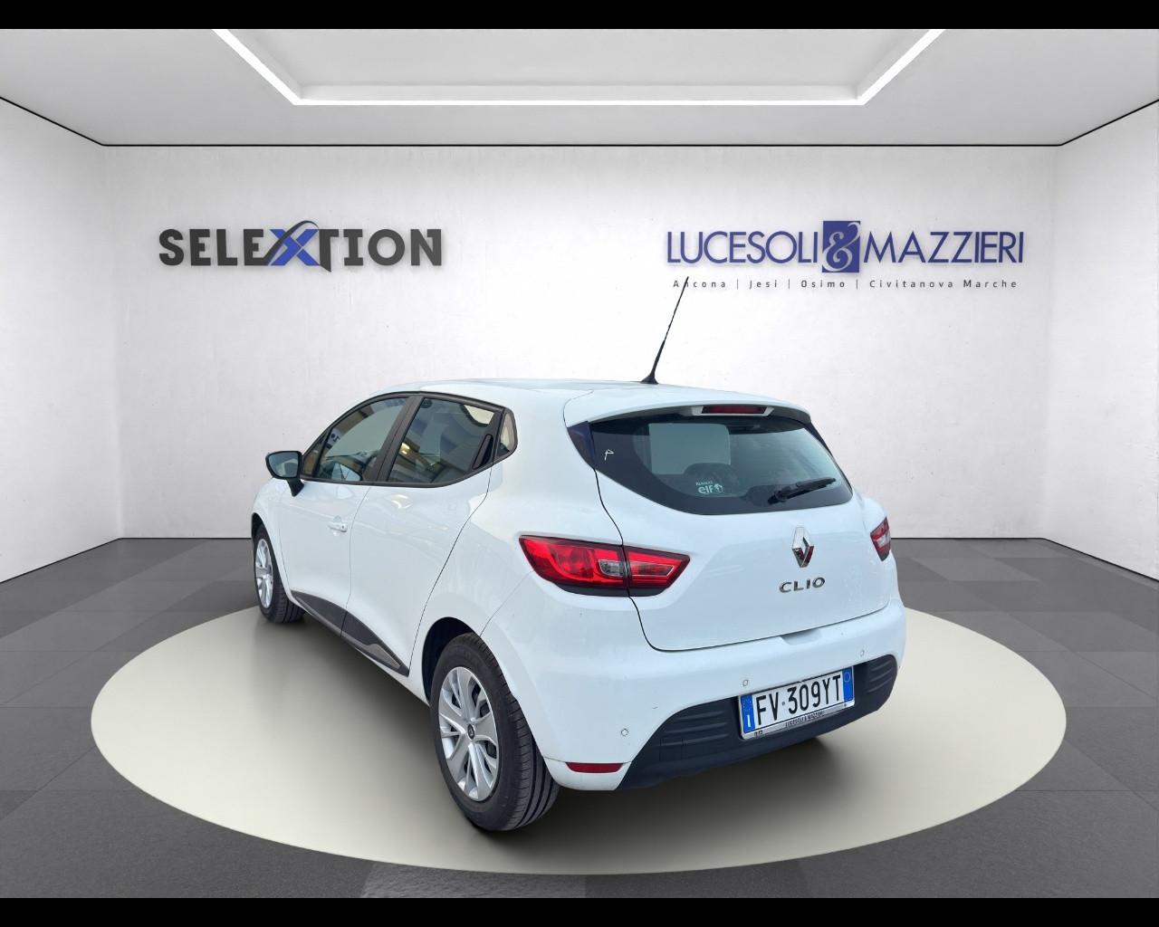 RENAULT Clio 4ª serie - Clio dCi 8V 75 CV 5 porte Business