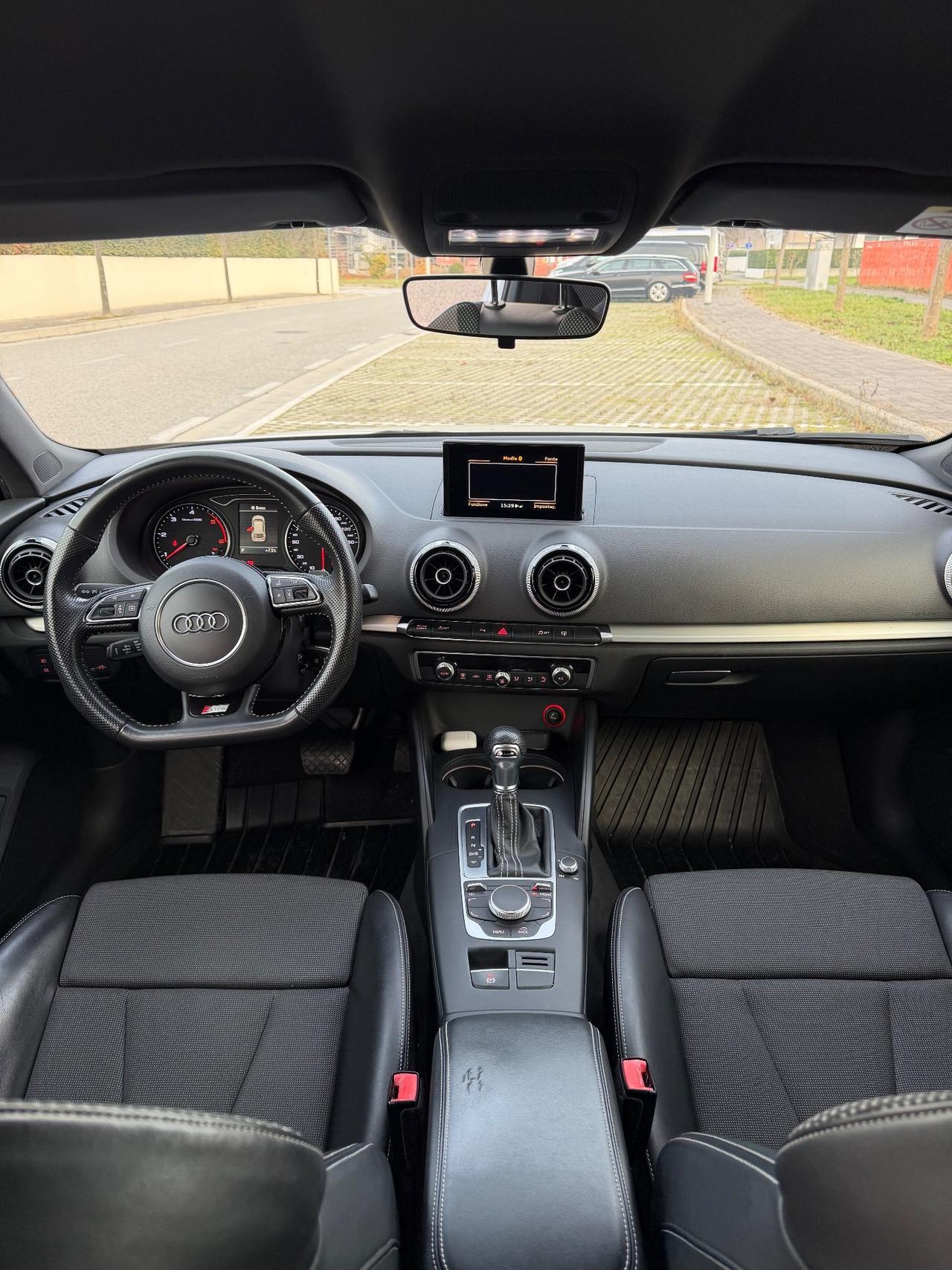 Audi A3 SPB 2.0 TDI 150 CV clean diesel S tronic Ambiente