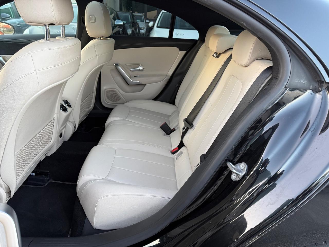 Mercedes CLA 220 Berlina Automatic Sport Tetto Apribile Pelle Full