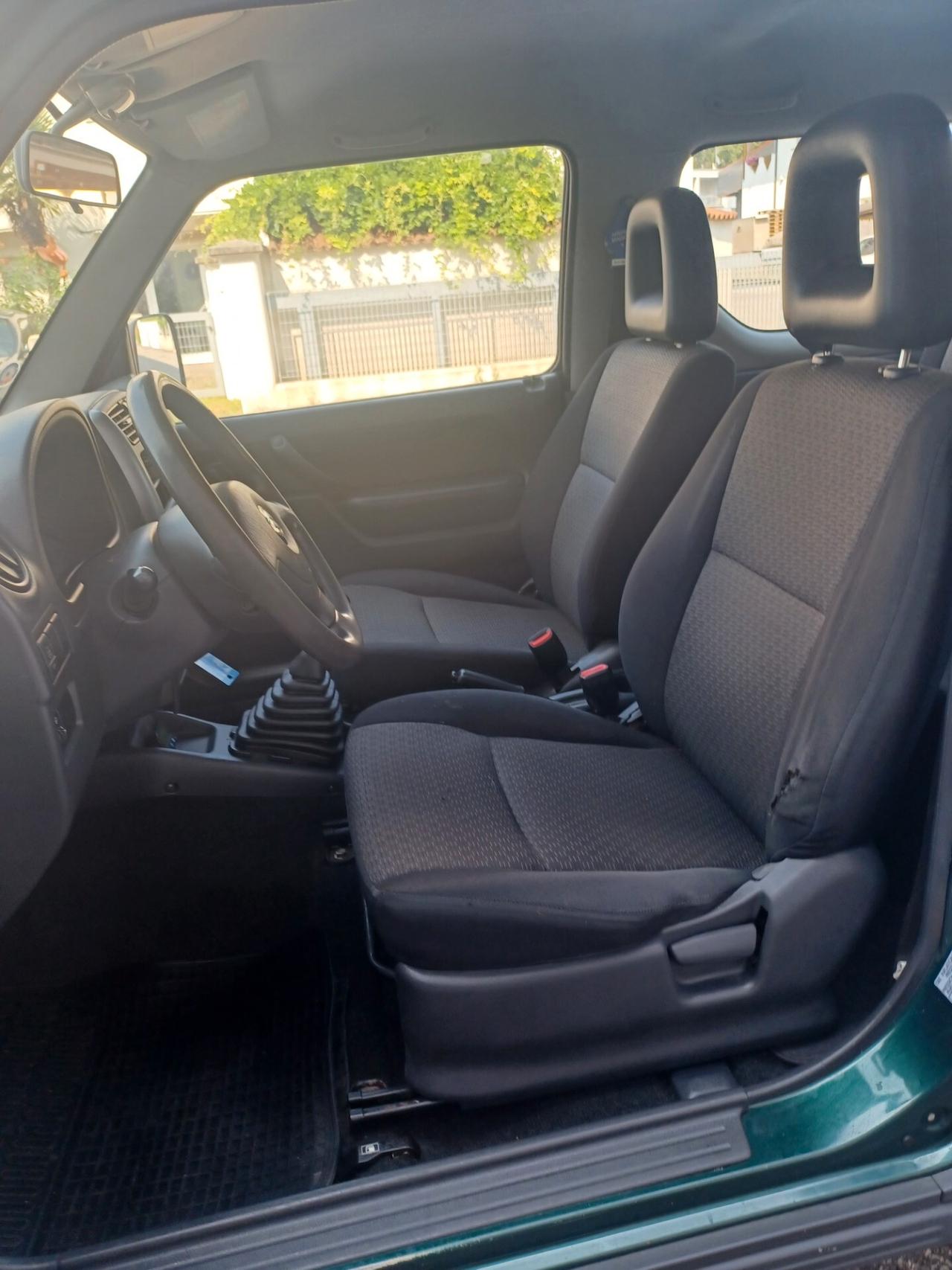 Suzuki Jimny 1.3i 16V cat 4WD JX
