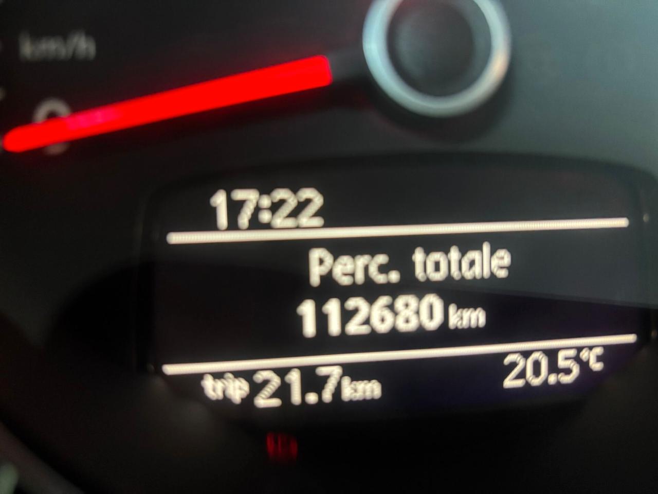 VOLKSWAGWEN MAGGIOLINO 1.6 TDi Design - 2012
