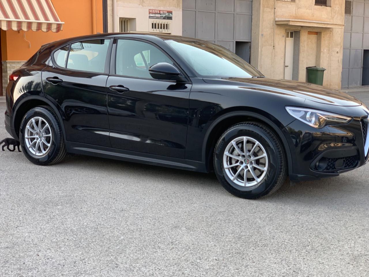 Alfa Romeo Stelvio 2.2 Turbodiesel 190 CV AT8 RWD Business