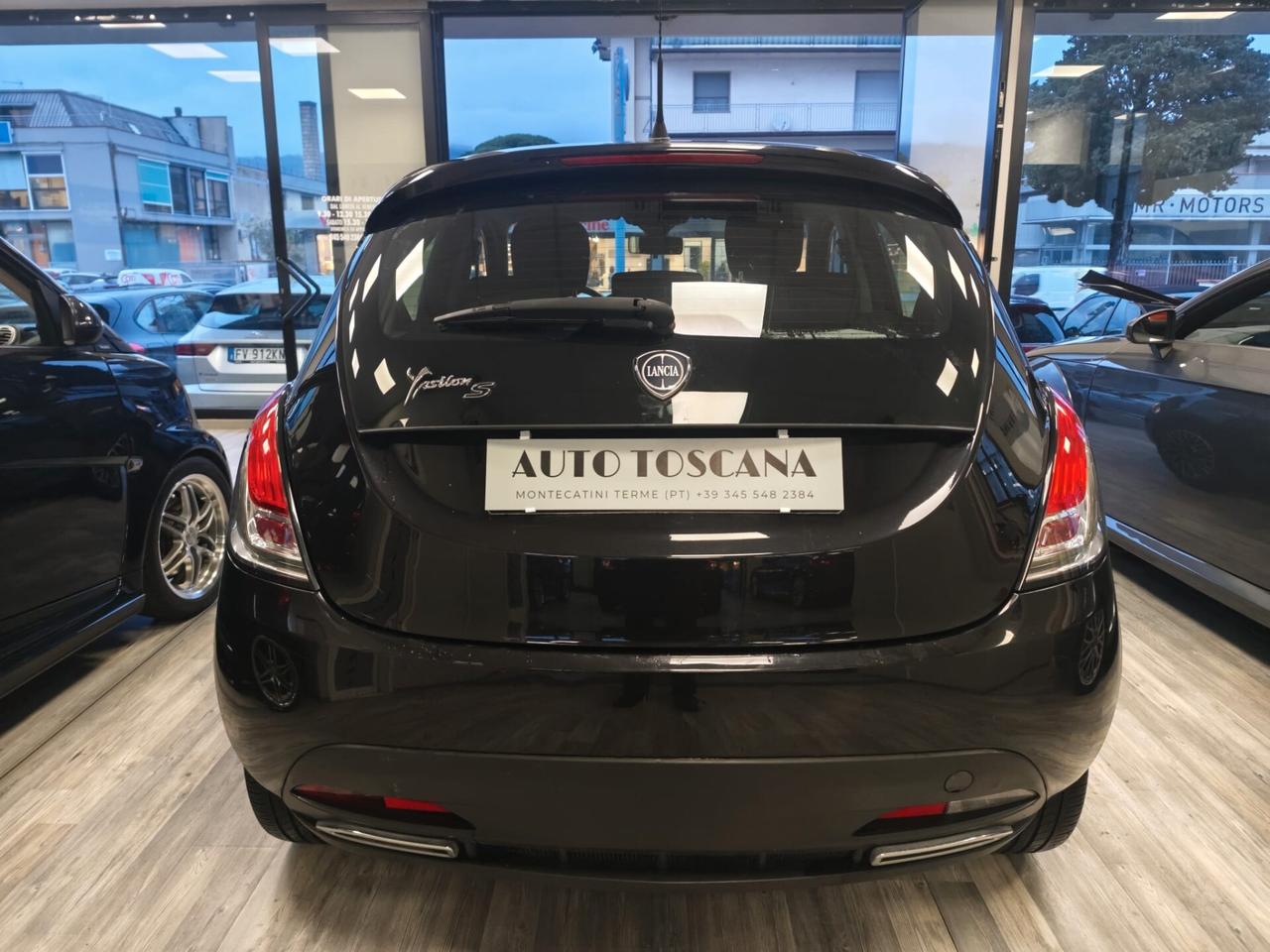 Lancia Ypsilon 1.2 69 CV 5 porte S&S Platinum