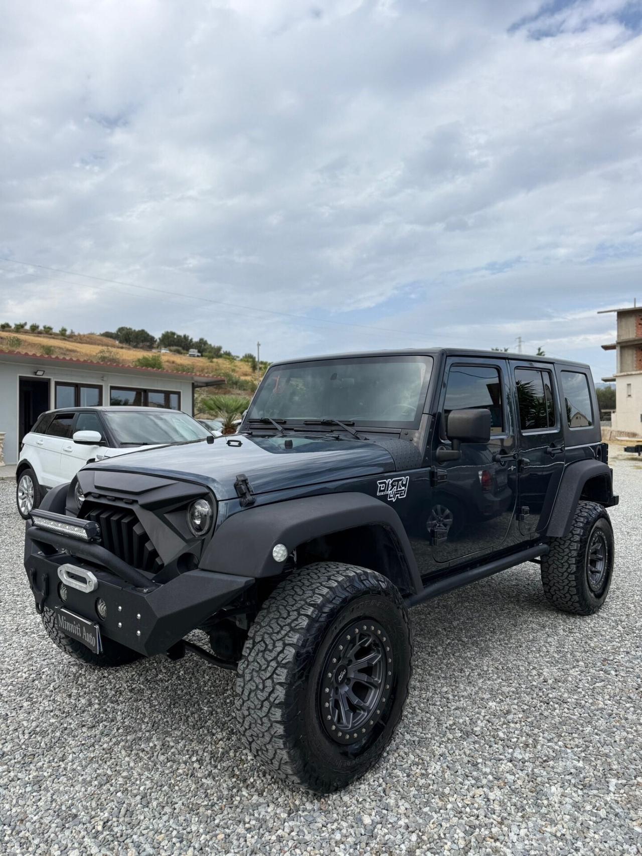 Jeep Wrangler Unlimited 2.8 CRD DPF Sahara Auto