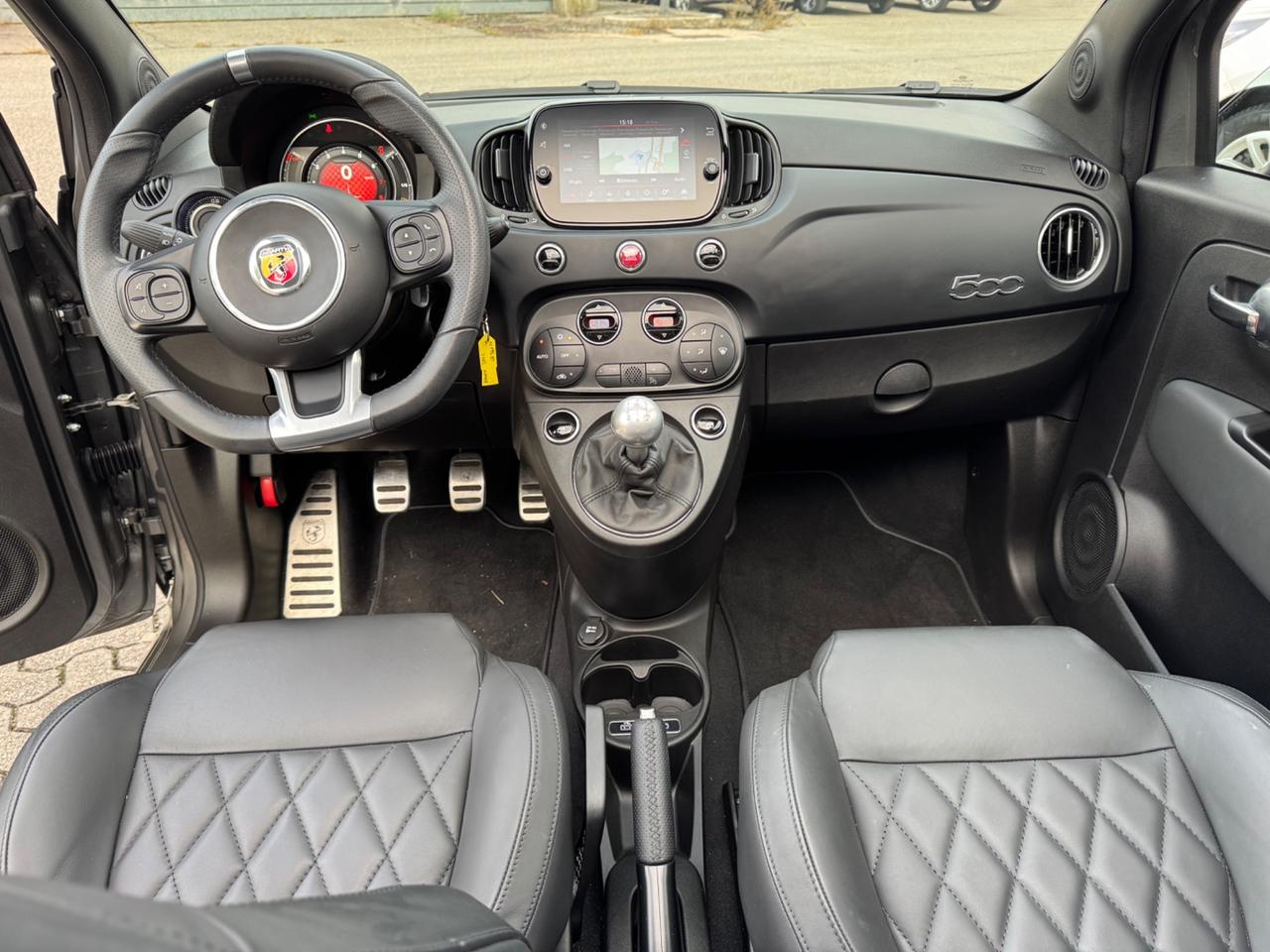 Abarth 595 C 1.4 Turbo T-Jet 165 CV
