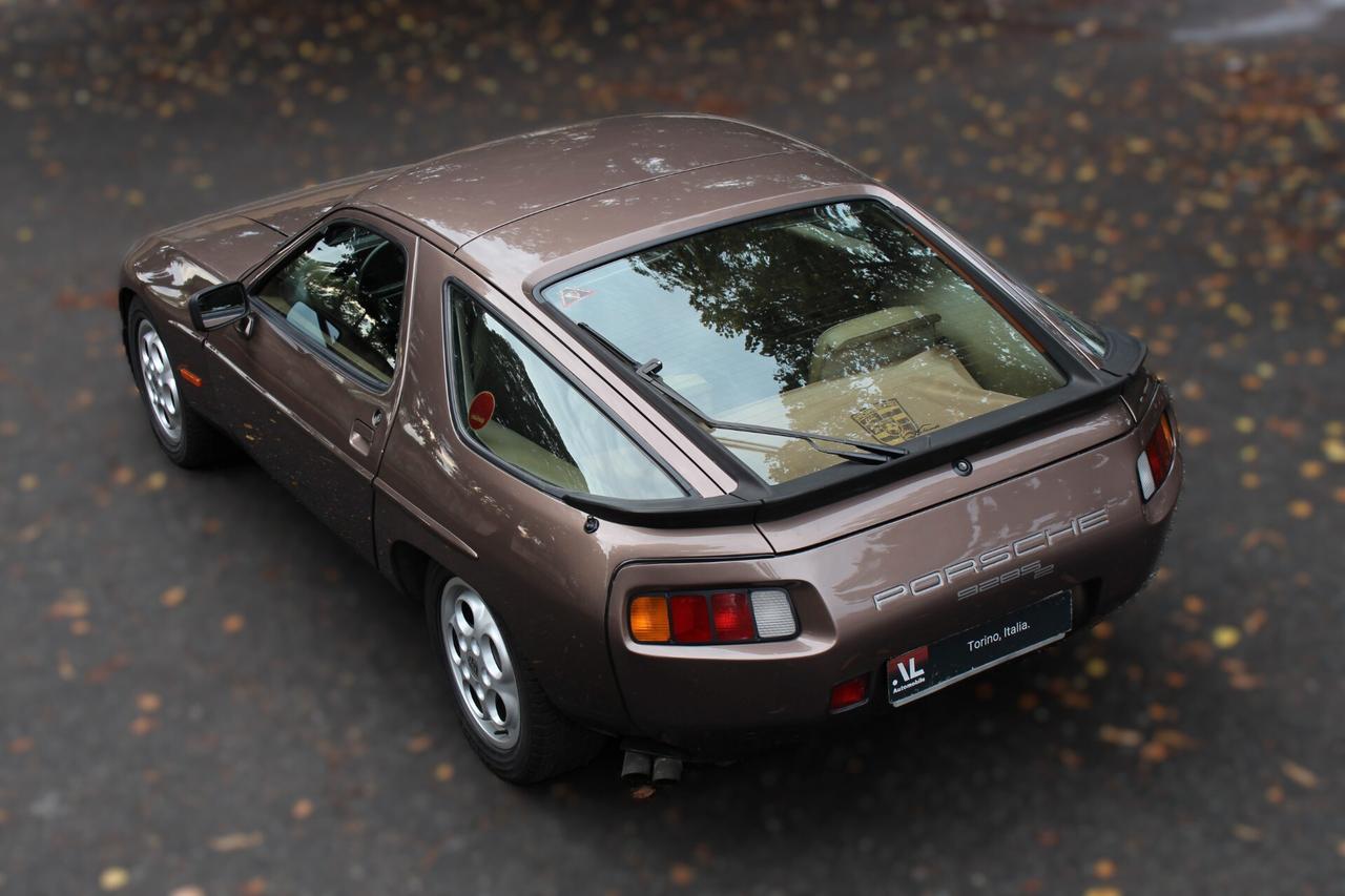 Porsche 928 S