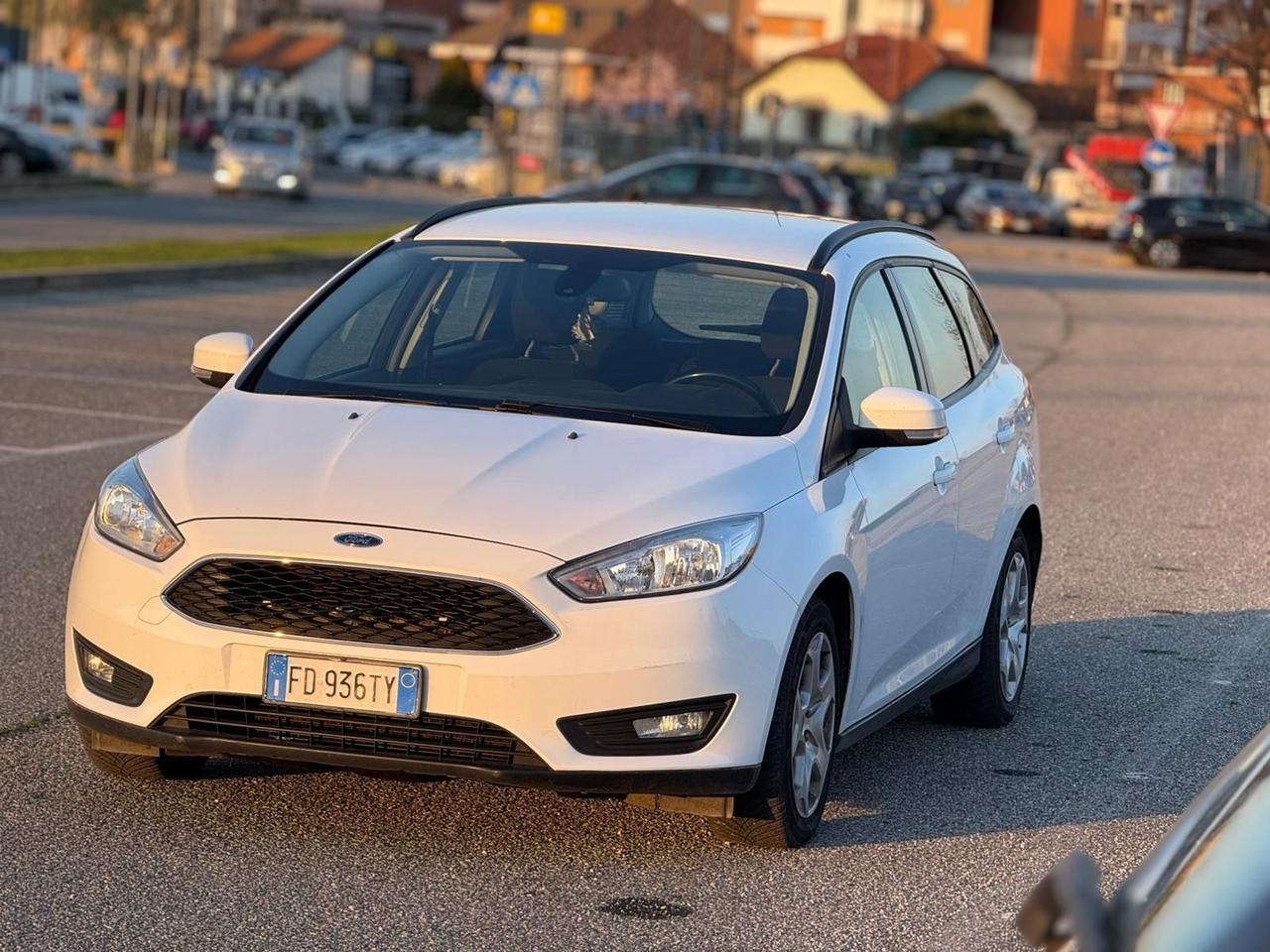 Ford Focus 1.6 120 CV GPL SW Plus