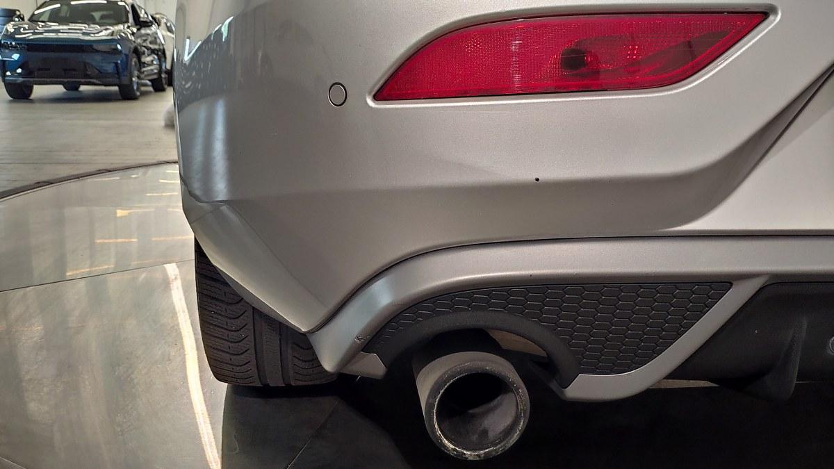 VOLVO V40 T3 Geartronic R-Design