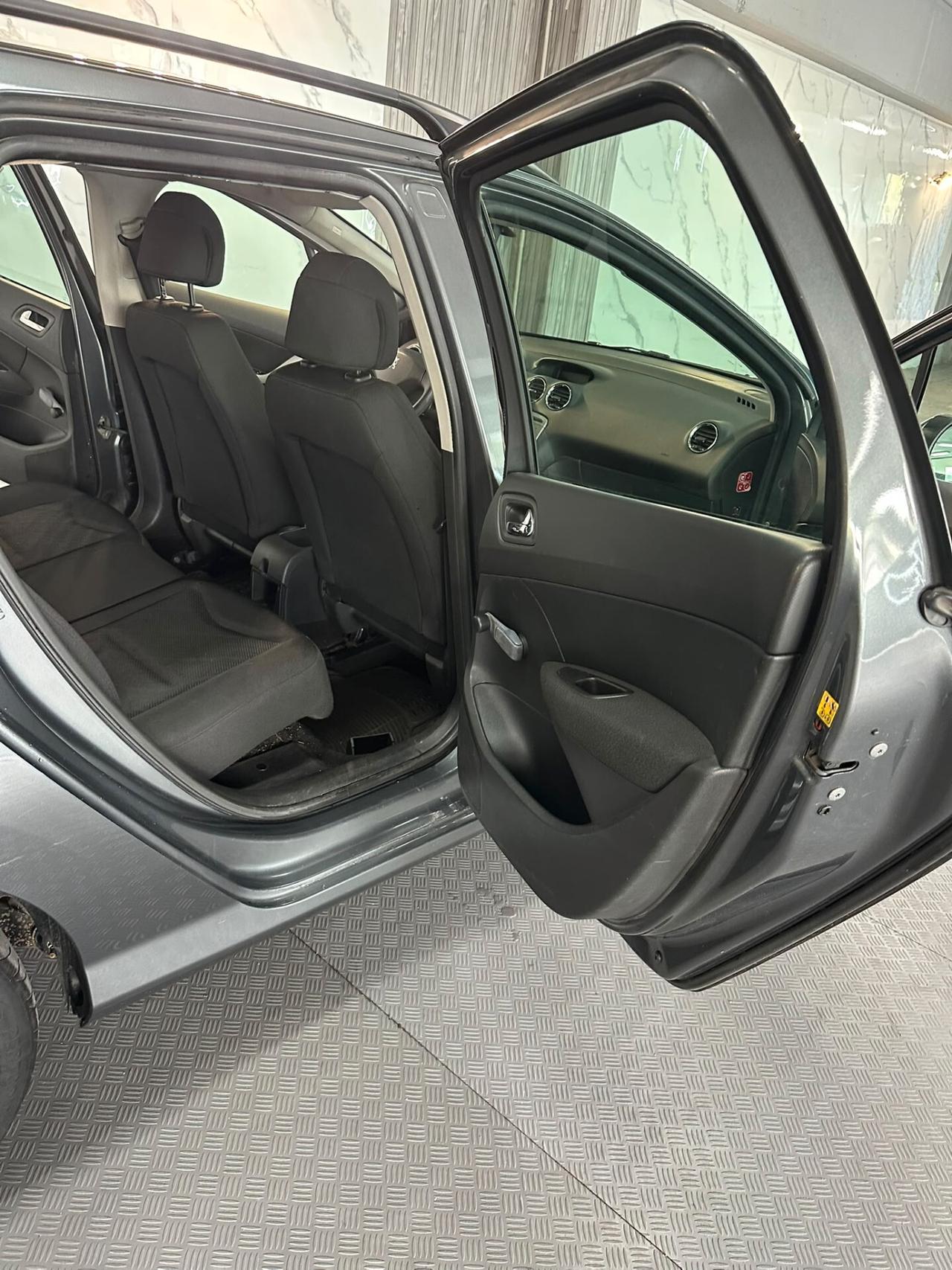Peugeot 308 1.6 HDi 110CV SW Ciel Premium