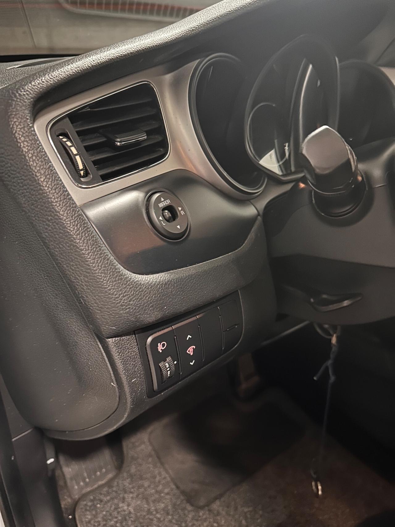 Kia Ceed cee'd 1.4 GPL 5 2013