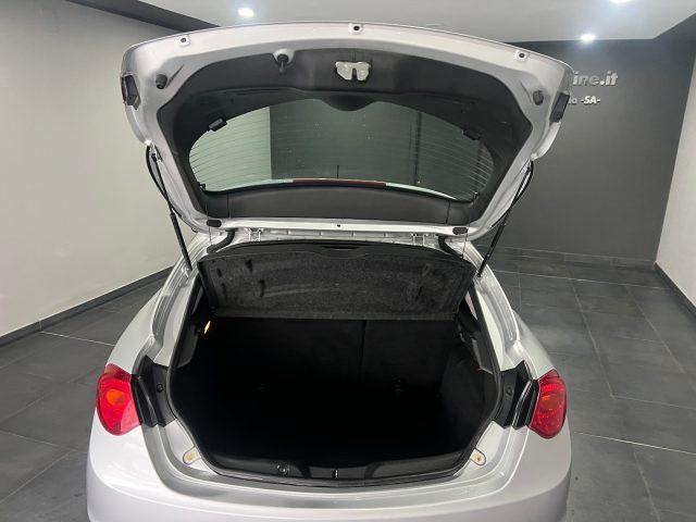 ALFA ROMEO Giulietta 1.6 JTDm 2 TCT 120 CV Business