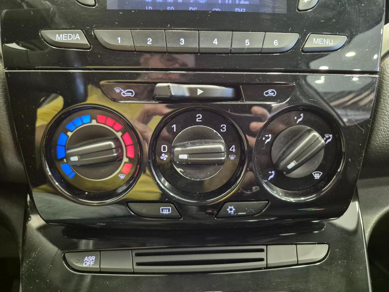 Lancia Ypsilon 5p 1.2 Silver 69cv - NEOPATENTATI - UNIPROPRIETARIO - Clima - Radio CD