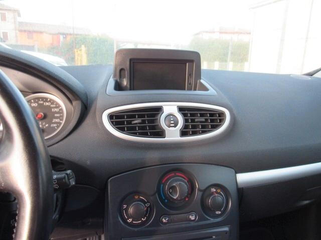 Renault Clio 1.2 16V 3 porte Confort NEOPATENTATI