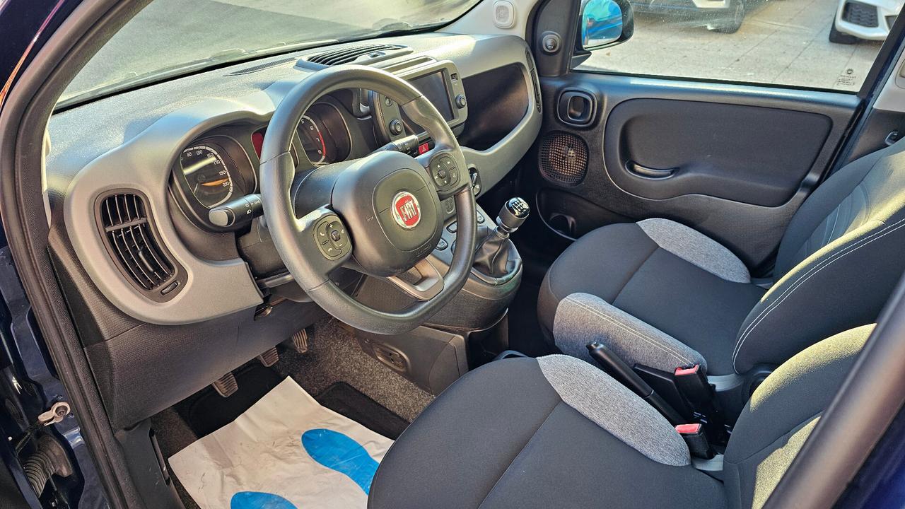 Fiat Panda 1.0 FireFly S&S Hybrid City Cross UNIPRO' NO NOLEGGIO