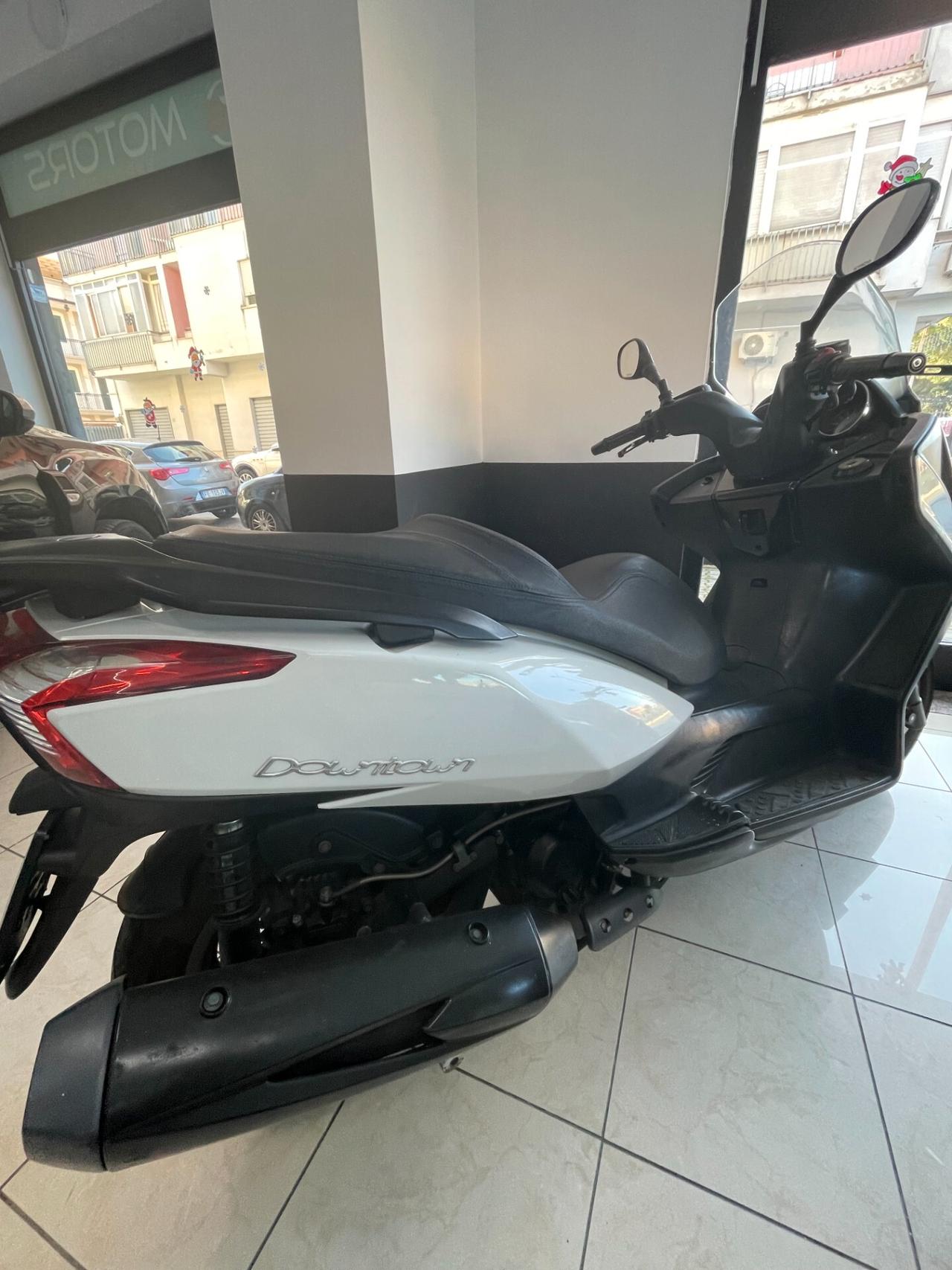 Kymco DownTown 300