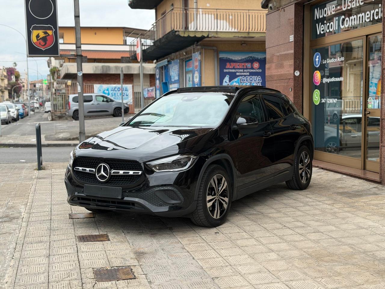 Mercedes-benz GLA 220
