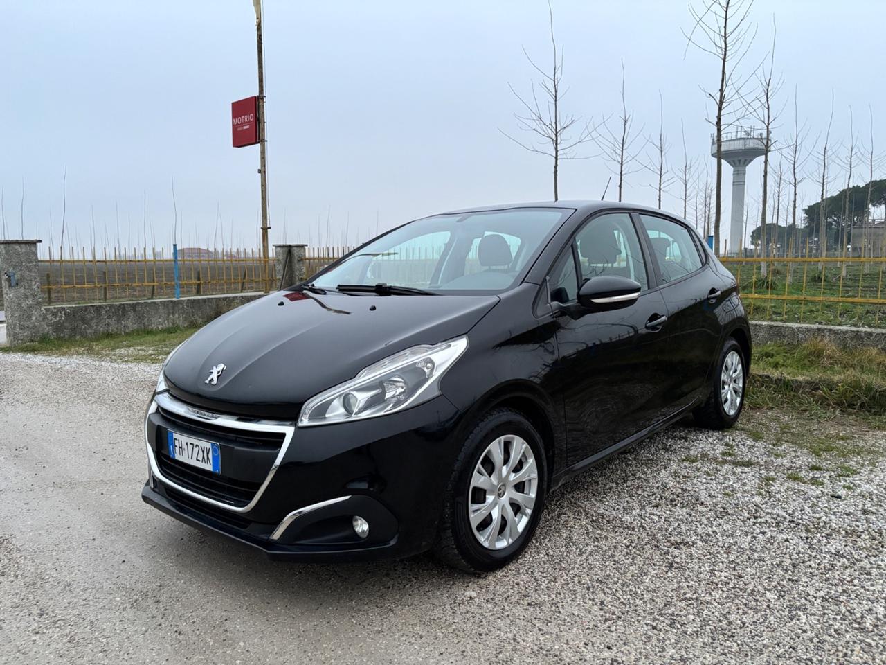 Peugeot 208 BlueHDi 75 5 porte Allure