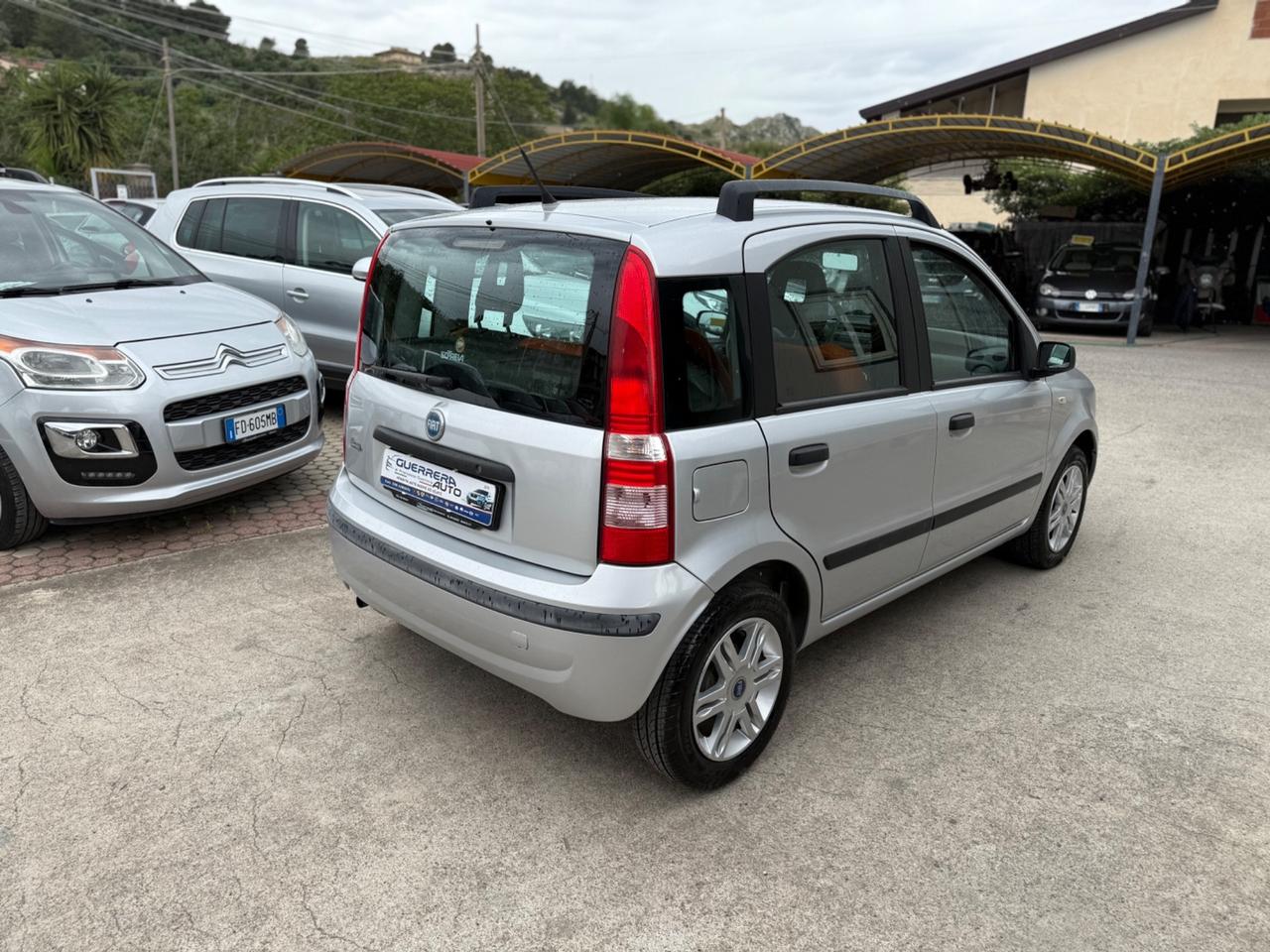 Fiat Panda 1.2 Emotion KM CERTI. Auto perfetta
