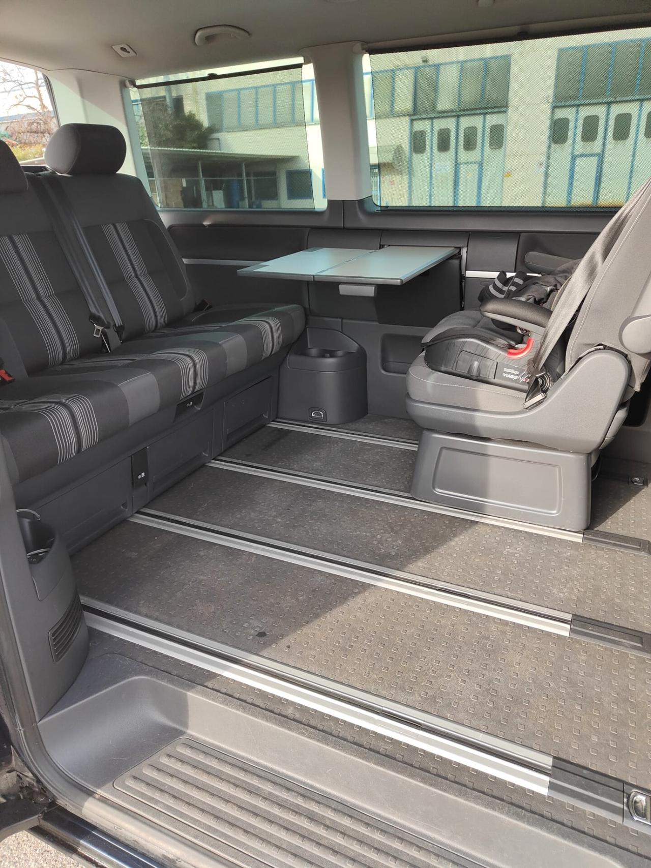 Volkswagen Multivan 2.0 BiTDI 180CV DSG Highline