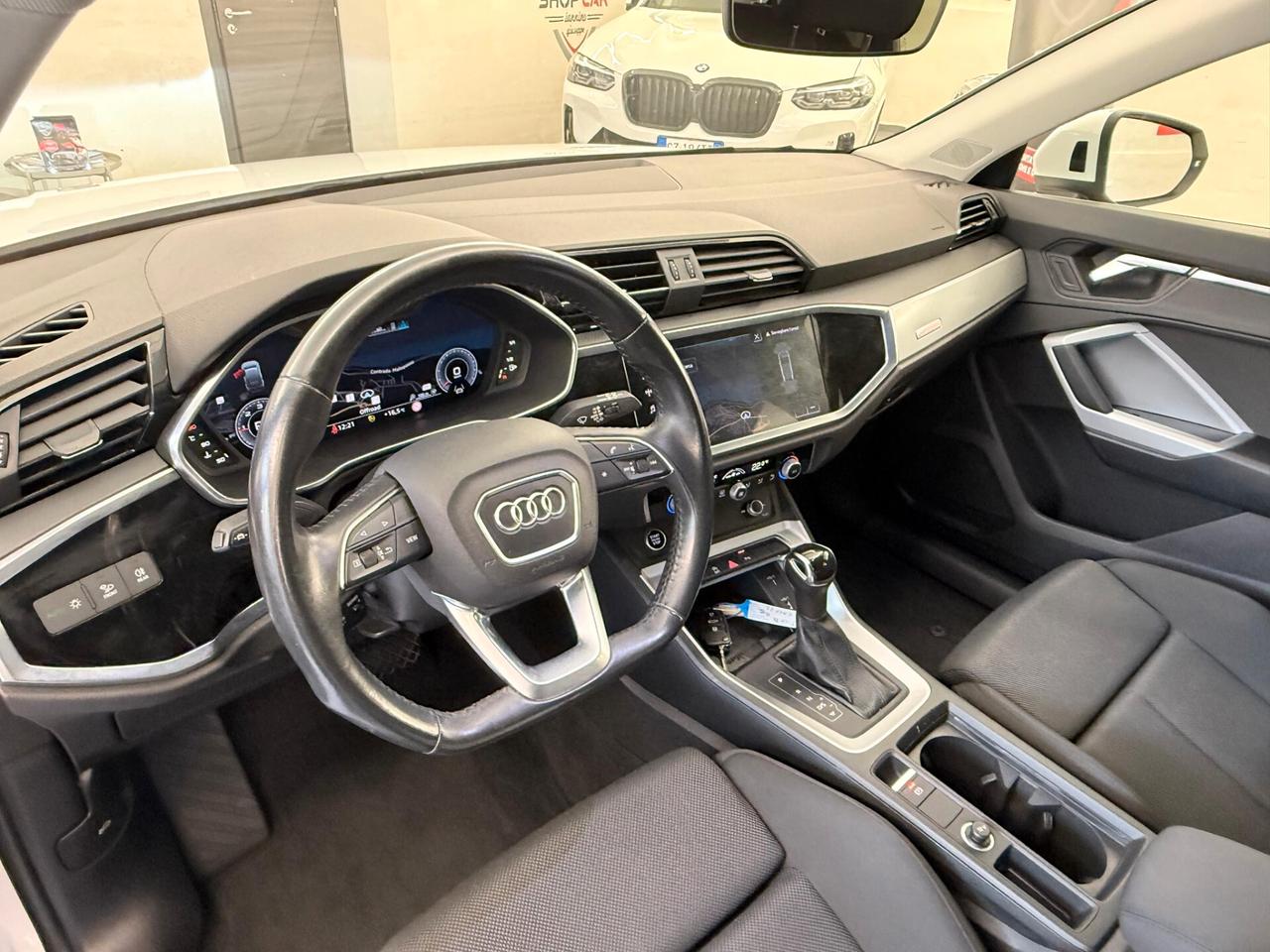 Audi Q3 35 TDI S tronic Business plus