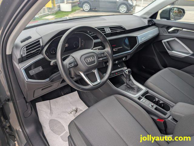 AUDI Q3 45 TFSI e S tronic Business Plug in Hybrid