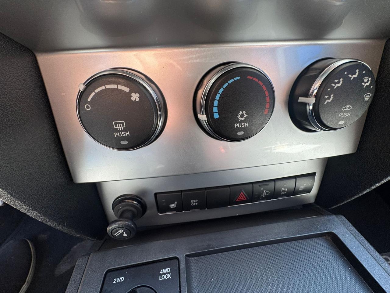Dodge Nitro 4x4