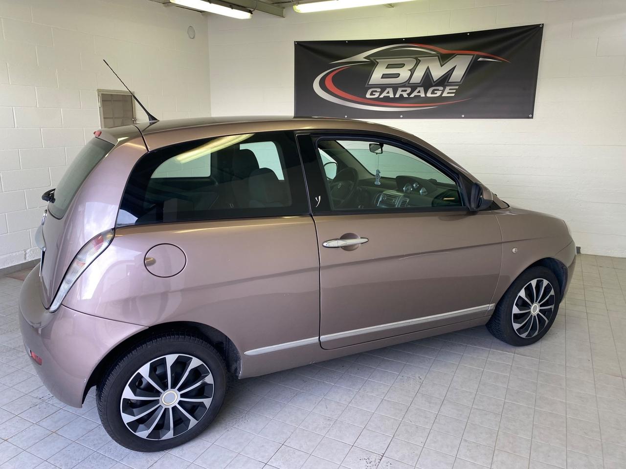 Lancia Ypsilon 1.2 GPL EURO5 NEOPATENTATI