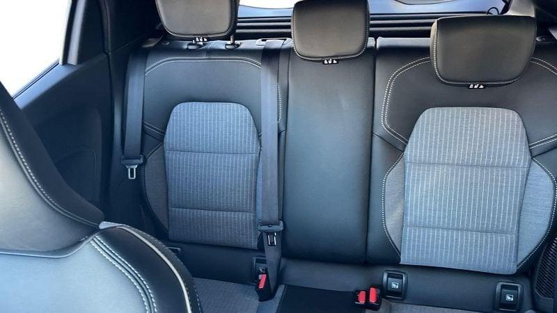 Renault Clio techno MY24 full hybrid E-Tech 145