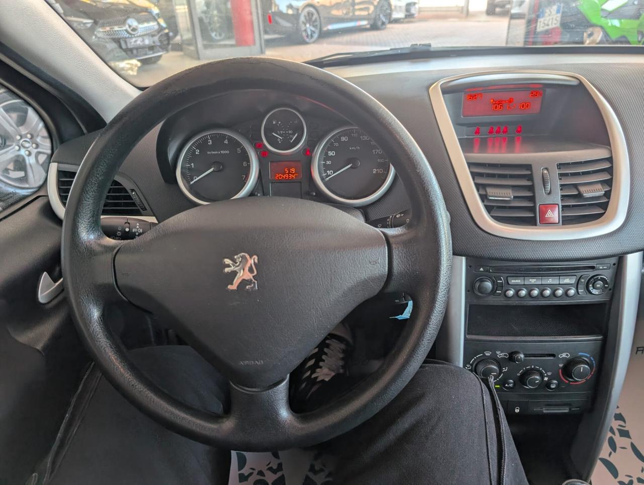 Peugeot 207 Plus 1.4 8V 75CV 5p. ECO GPL