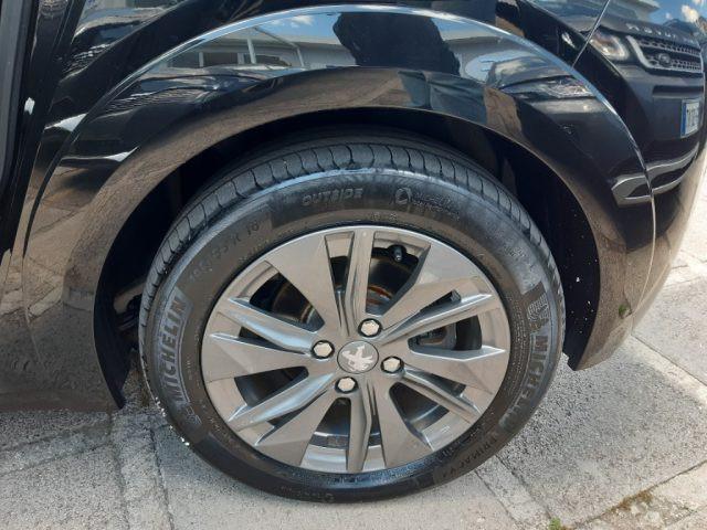 PEUGEOT 208 motore elettrico 136 CV 5 porte GT