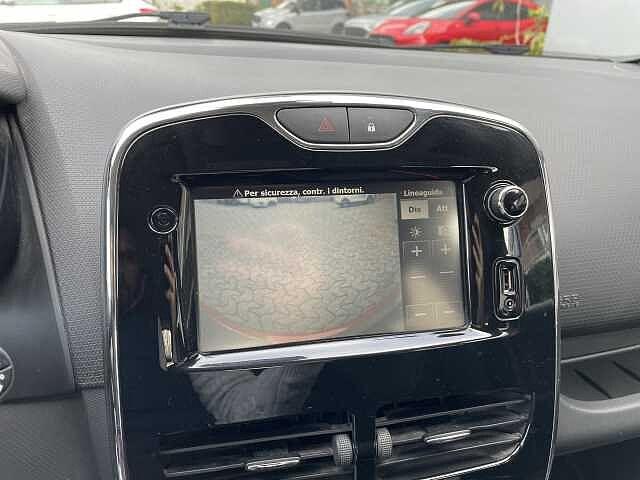 Renault Clio 1.2 75CV 5 porte Costume National